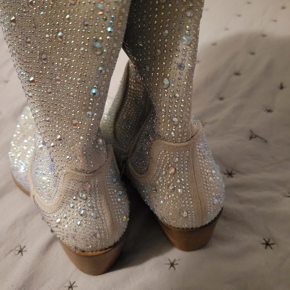 Rhinestone boots - Picture 4 of 7